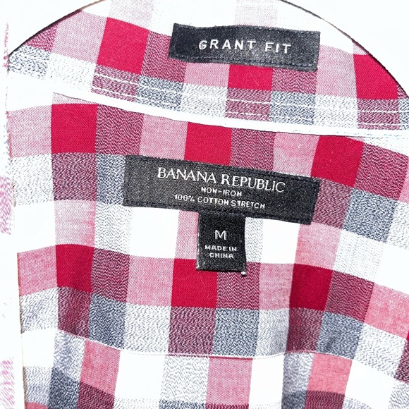 Banana Republic button up shirt, non-iron 100% cotton size M - Picture 2 of 4